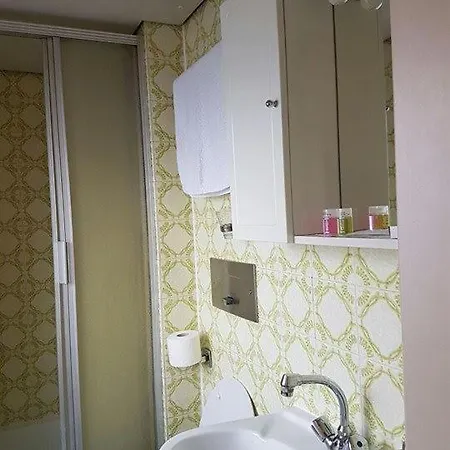 Zum Erbacher Hof 3*